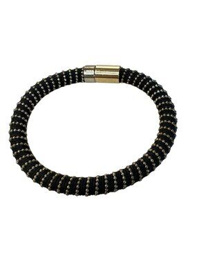 Black & Gold Tone Beaded Magnetic Bracelet Twist Design 7" Gothic Boho